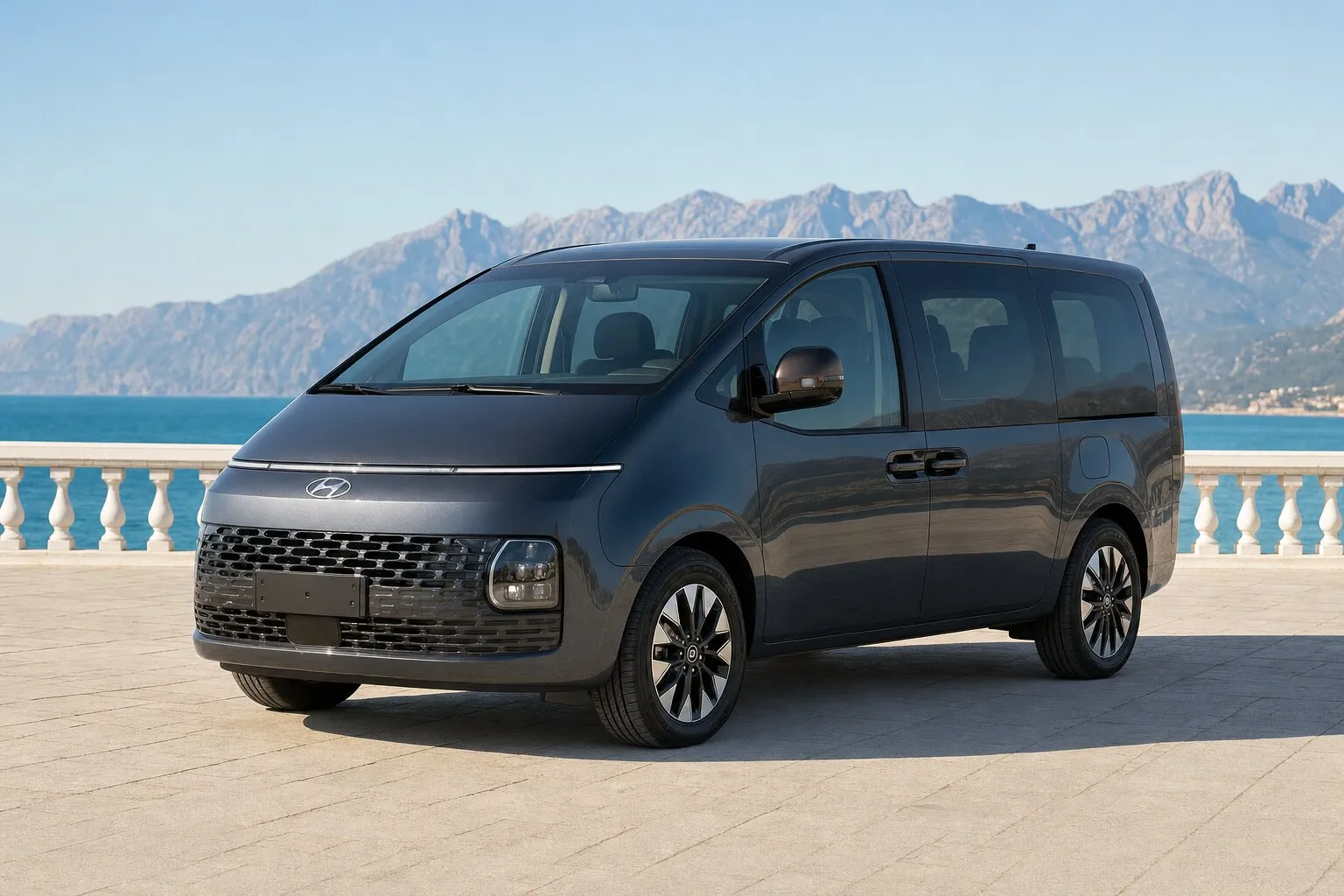 Hyundai Staria 2023, аренда в Анталии