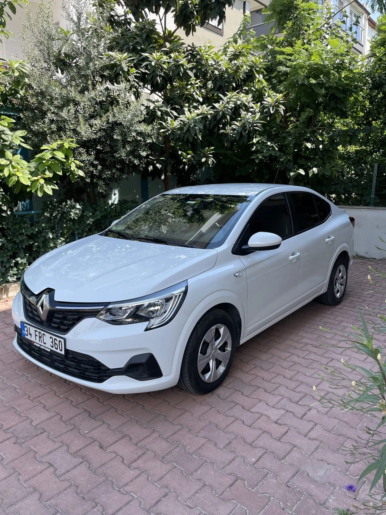 Renault Taliant 2021-2023, аренда в Анталии